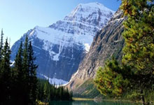 开云体育-川蜀朱雀队鏖战陇右战狼队，电竞常规赛爆冷，转换速度占优。本土核心状态回升的简单介绍